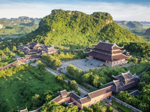 Tour Bái Đính – Bích Động – Thung Nham 1 Ngày