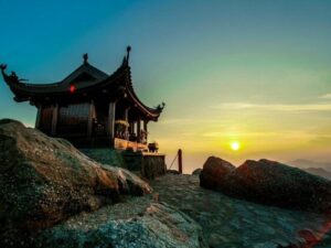 Tour du lịch Yên Tử 1 ngày