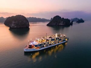 https://thesinhtour1990.com.vn/Tour/tour-ninh-binh-ha-long-3-ngay-2-dem-1-dem-ninh-binh-1-dem-ha-long/