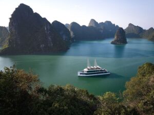 Tour hạ long