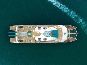 Tour Du Thuyền Vịnh Lan Hạ Catamaran 1 Ngày