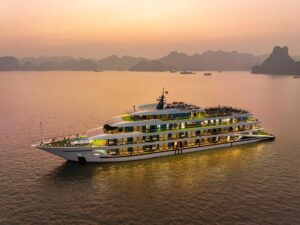 Tour Du Thuyền Vịnh Lan Hạ Doria Cruise – 5 Sao Cao Cấp