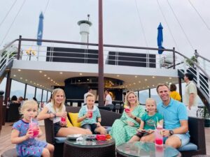 Tour Du Thuyền Vịnh Lan Hạ Le Journey Elegance Cruise