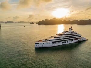 Tour Du Thuyền Vịnh Hạ Long Grand Pioneers Cruise