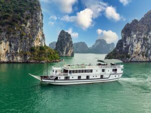 Tour Du Thuyền Vịnh Hạ Long Sunlight Cruise