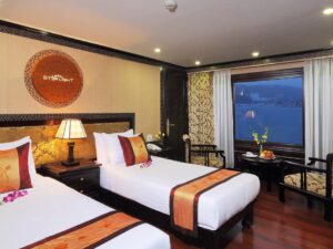 Tour Du Thuyền Vịnh Hạ Long Starlight Cruise