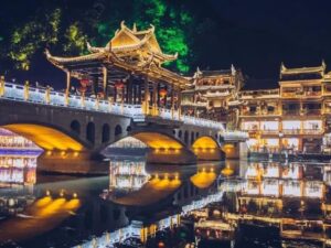 Tour Trung Quốc - Nam Ninh - Thanh Tú Sơn - Thái Bình Cổ Trấn 3N2D